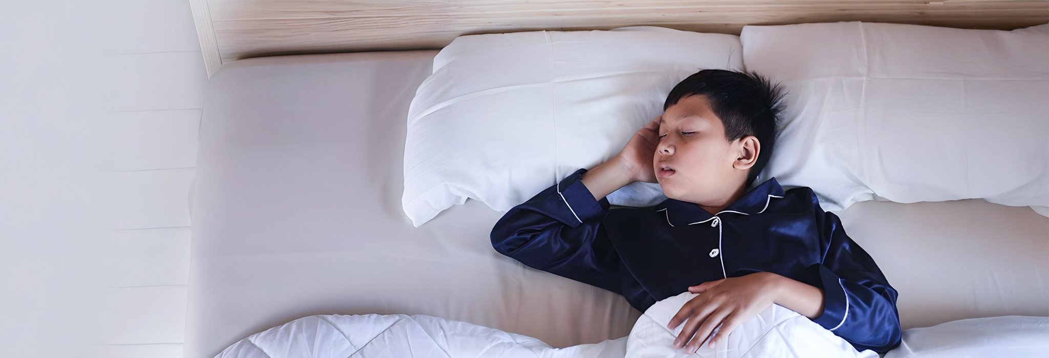 ลูกนอนหายใจเสียงดัง สัญญาณเตือนนอนกรนในเด็กที่พ่อแม่ควรรู้